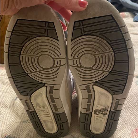 Jordan White High-Top Athletic Shoes - Picture 5 of 8